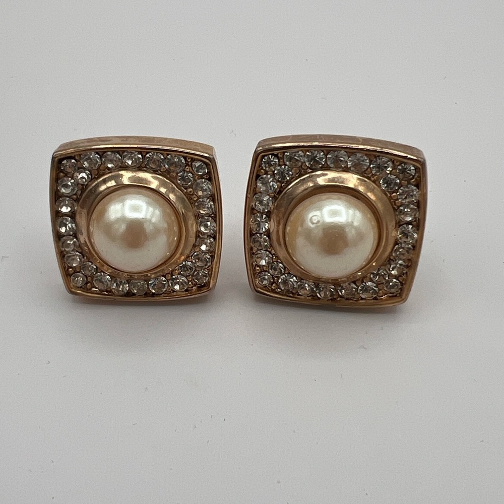 PIERRE BALMAIN Paris Vintage Gold Plated Pearl Clip Earrings - Picture 6 of 7